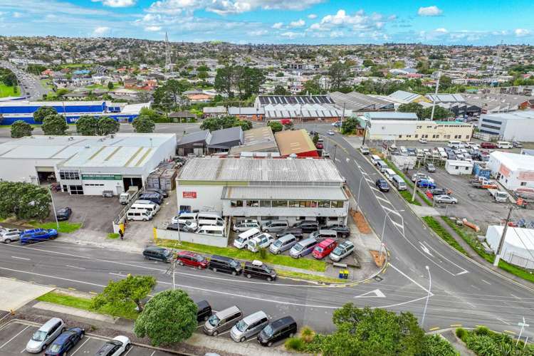 8 Astley Avenue New Lynn_19