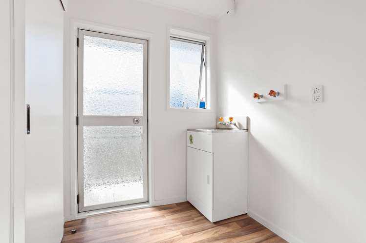 10 Hinerau Street Henderson_17