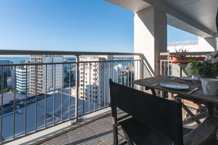 1306/1 Parliament Street 10015_6