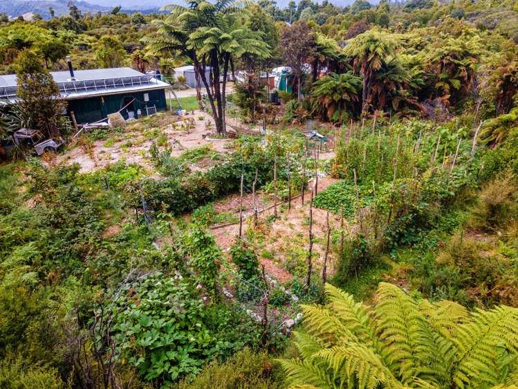 102 & 104 South Terrace Karamea_12