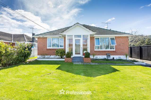 Classic Brick with Double Glazed Windows