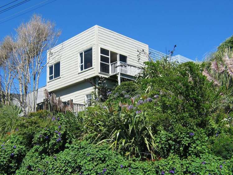 15 Paekakariki Hill Road Paremata_18