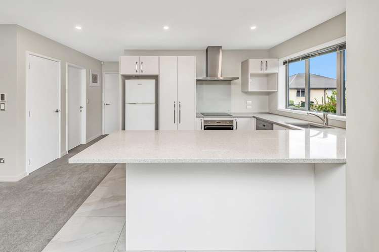 57 Glendene Court_5