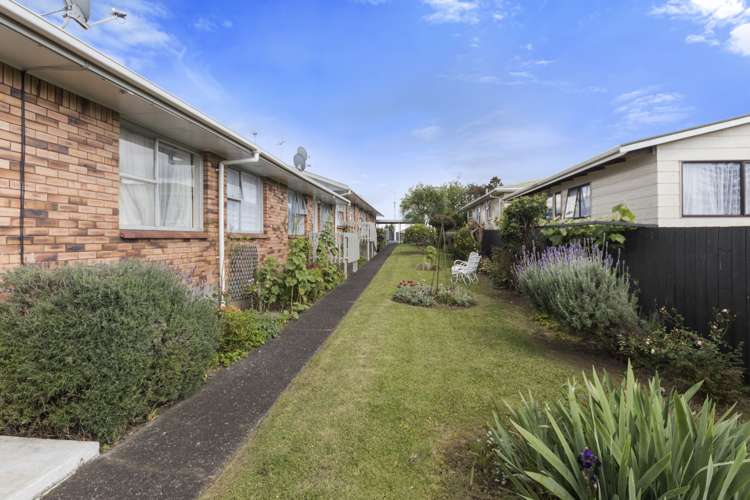 26 West Coast Road Glen Eden_21