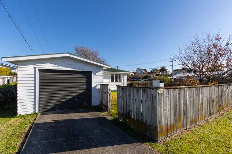 42 Donovan Road Paraparaumu Beach_2