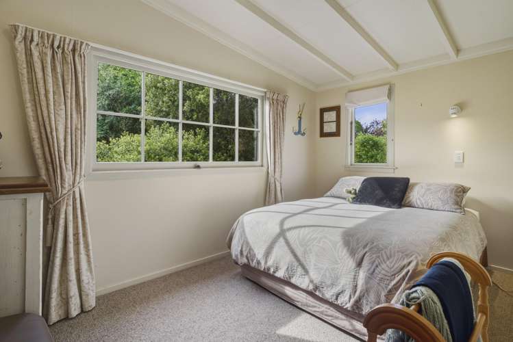 1383 + 1385 Coast Road Karitane_8