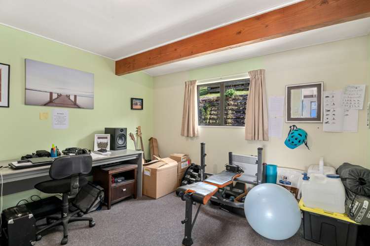 71 Wynyard Crescent Fernhill/Sunshine Bay_9