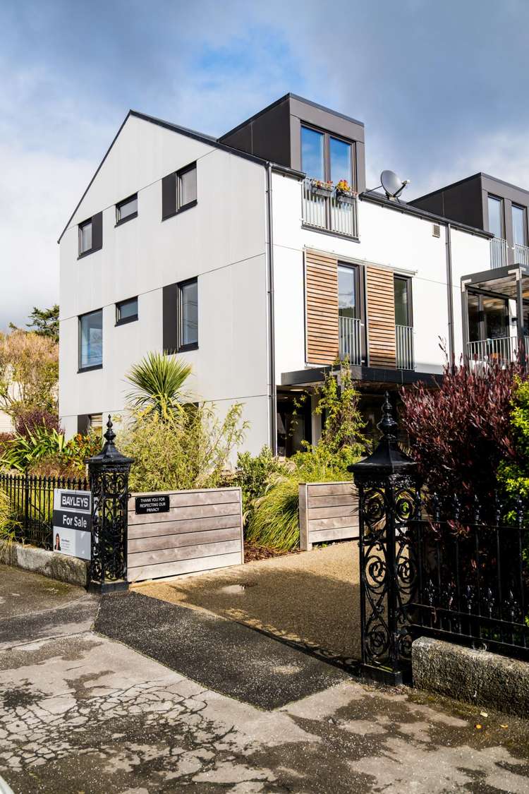 7/25 Alva Street Dunedin Central_36