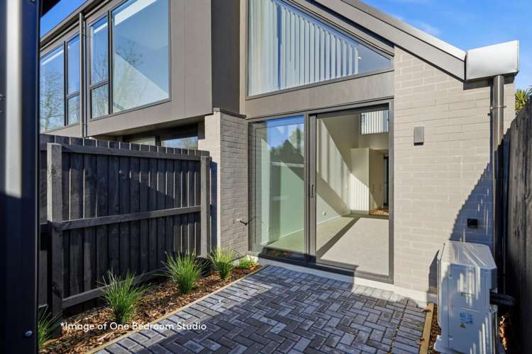 4-8/7 Grove Road Addington_16