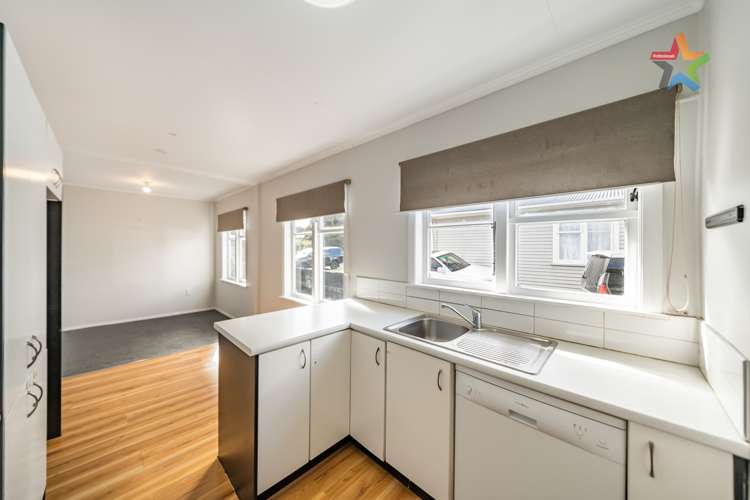 5 Bythell Street Wainuiomata_21