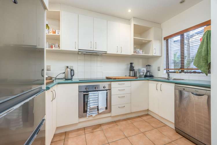 23/92 Bush Road Albany_6