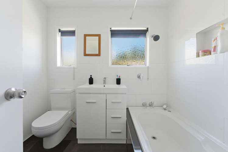 114 Windermere Drive Poike_11