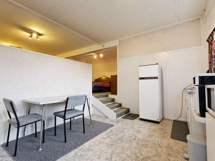 4/2 Routley Drive Glen Eden_15