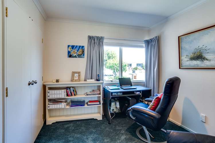 7 Forbury Way Taradale_10