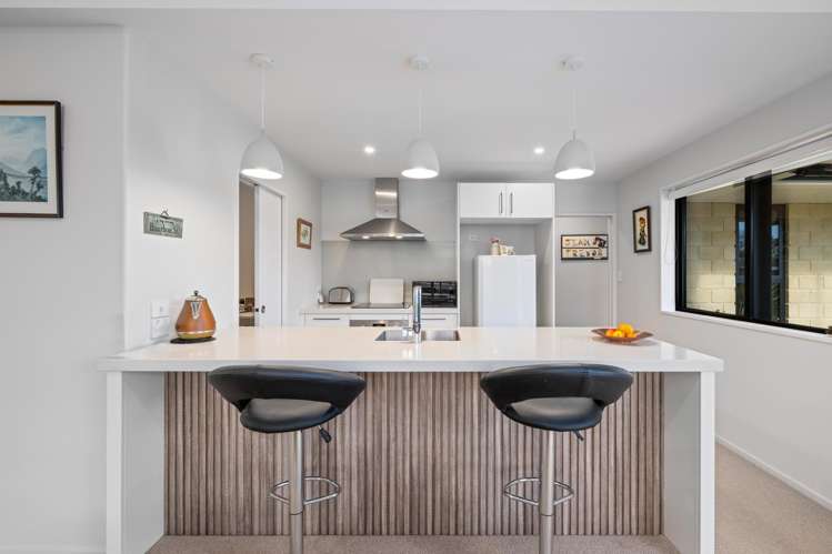 50 Harvard Road Burleigh_4