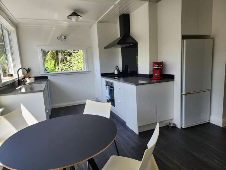 300 Courtenay Street Strandon_3