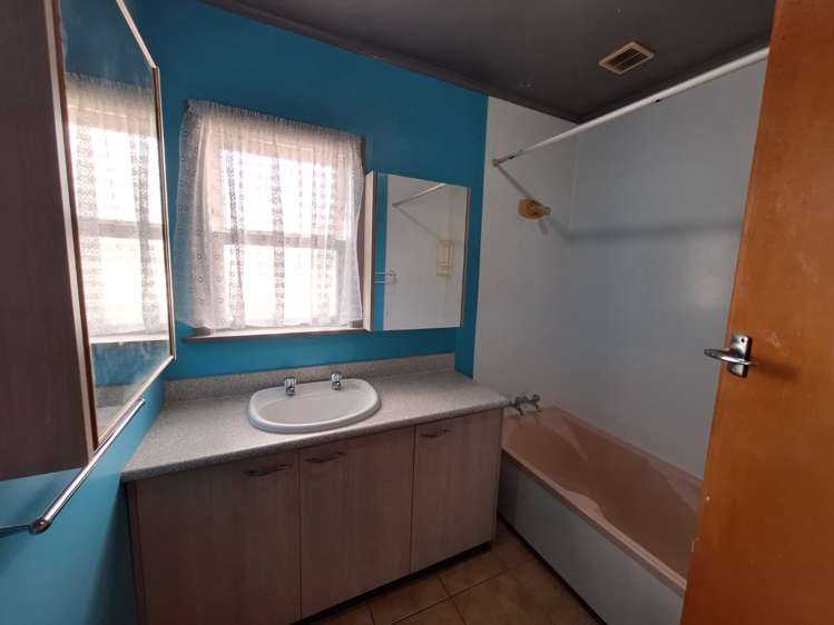 29 Coxhead Road 10686_11