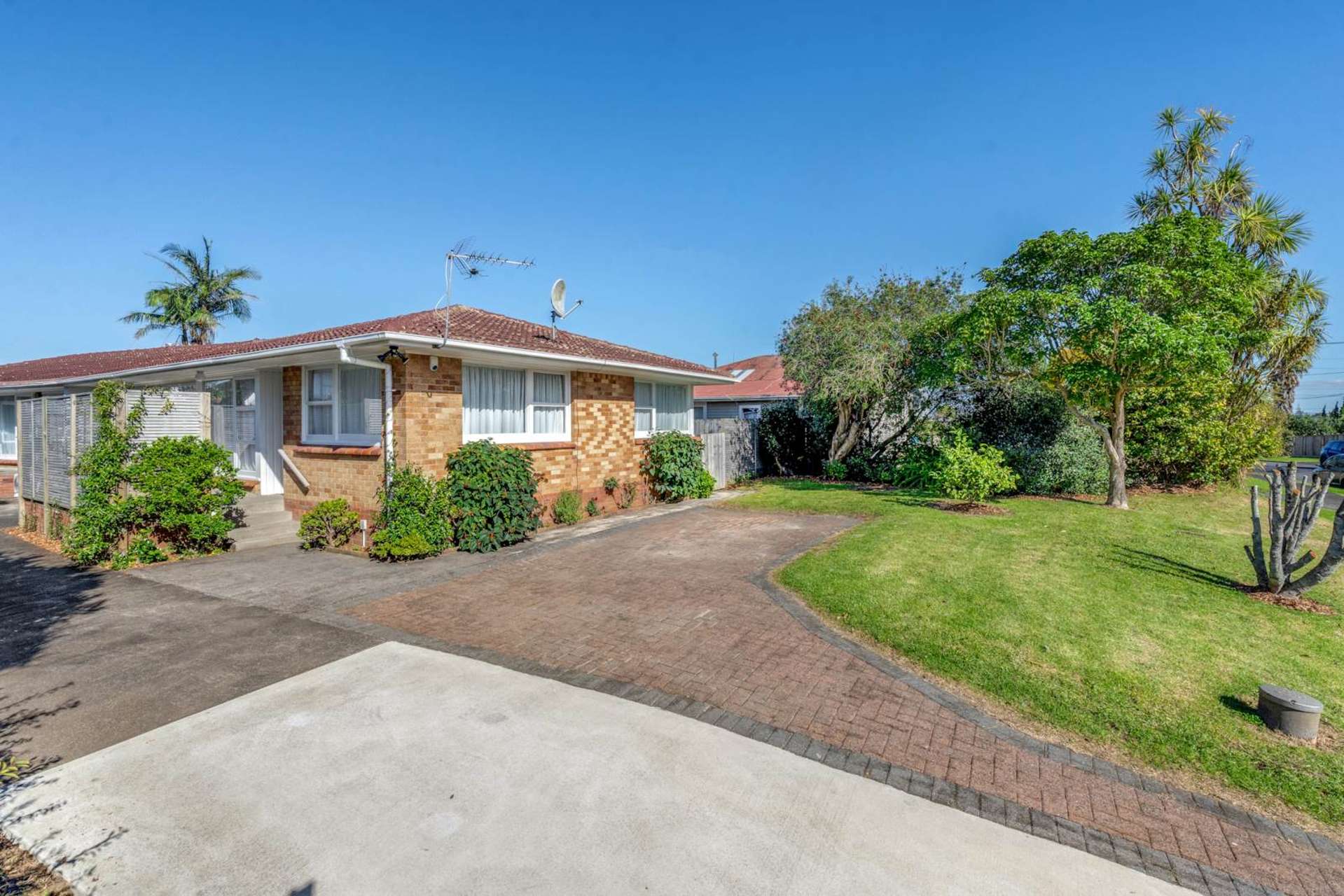 1/23 Grande Vue Road Papatoetoe_0