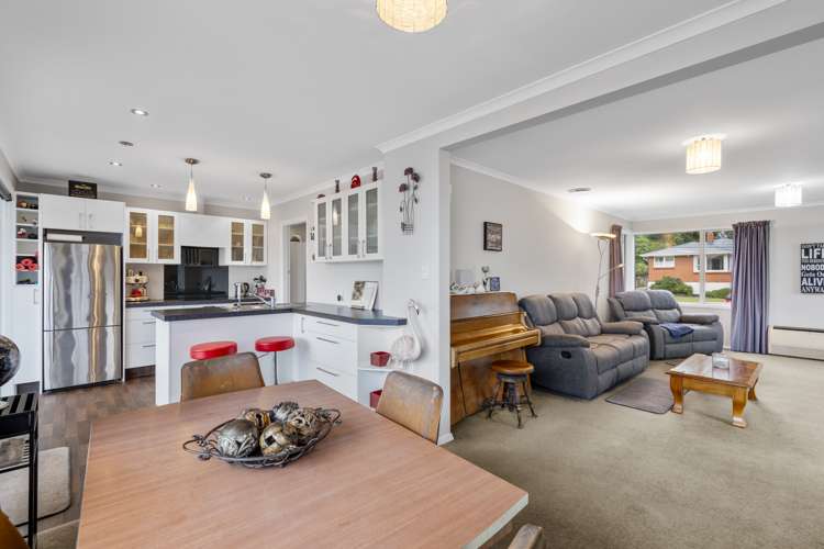 14 Charters Street Glenross_5