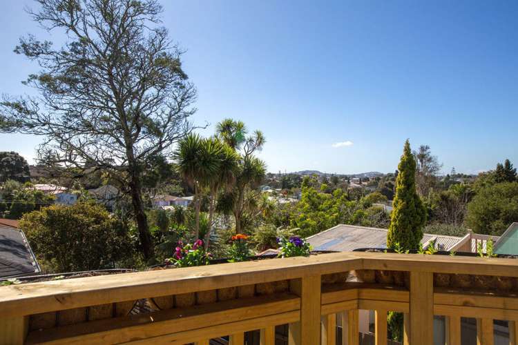 36 Mason Street New Lynn_12