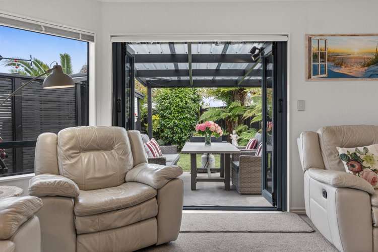 32 Bahamas Key Papamoa_14