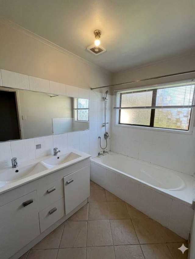 12 Finlayson Avenue Manurewa_3