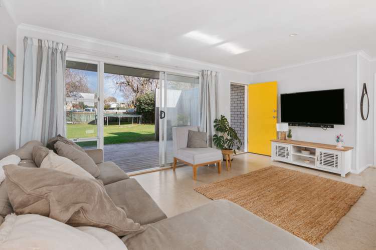 69 Emmett Street Greerton_8