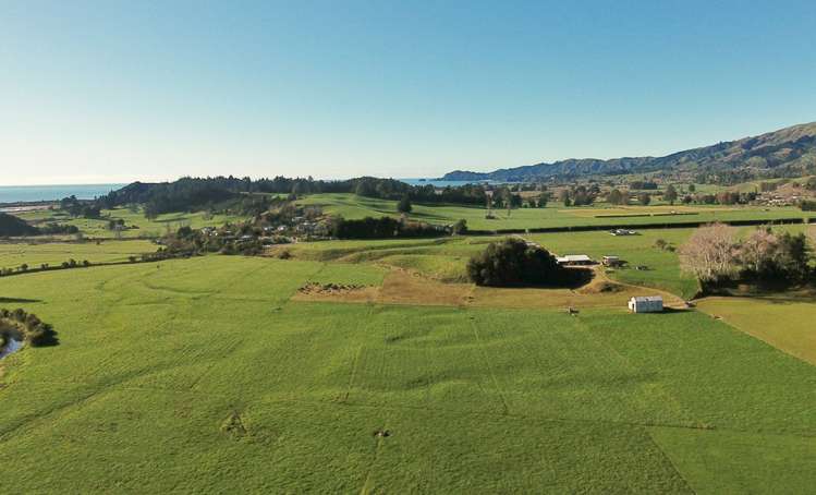 326 Abel Tasman Drive Kahurangi National Park_16