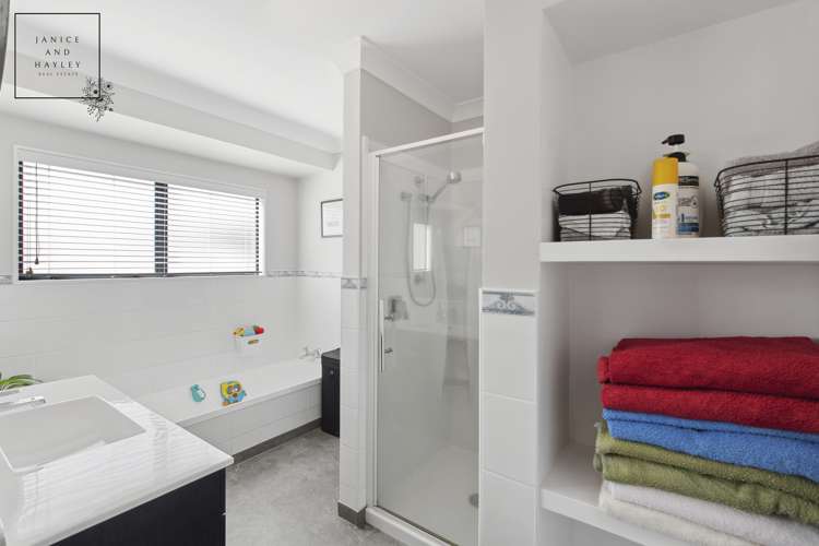 16 Nakhle Place Manurewa_11