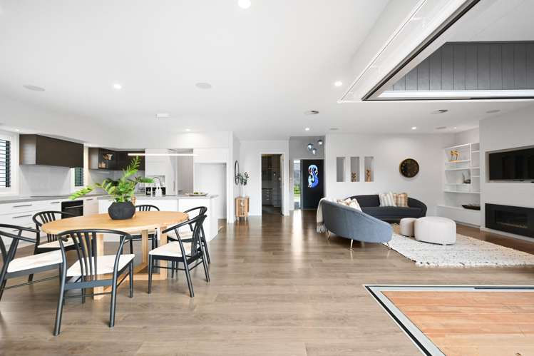 77 Baxter Michael Crescent Cambridge_8
