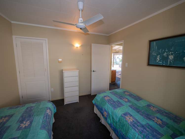 47 Seaview Road Cable Bay_18