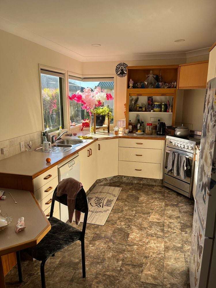 2/68A Guppy Road Greenmeadows_7