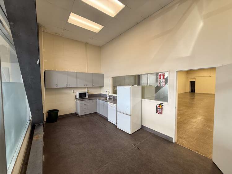 Ground/58 Adelaide Road Newtown_13