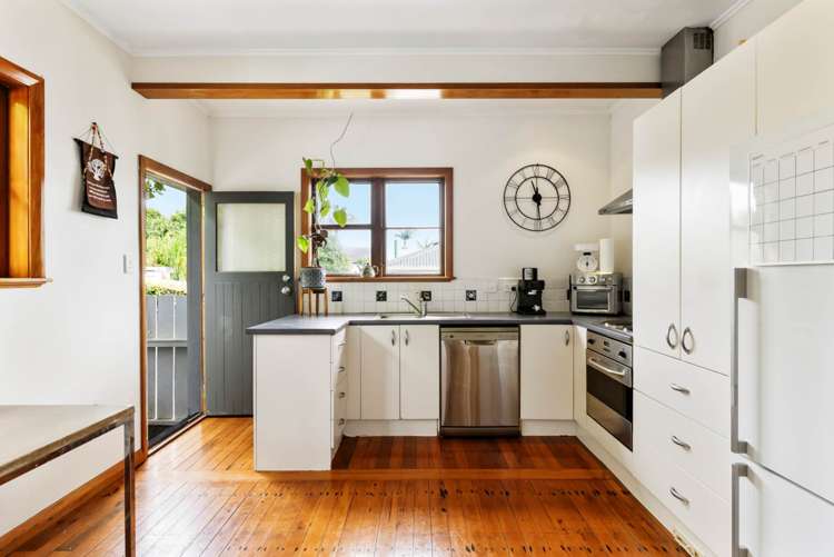 68 Premier Avenue Point Chevalier_7