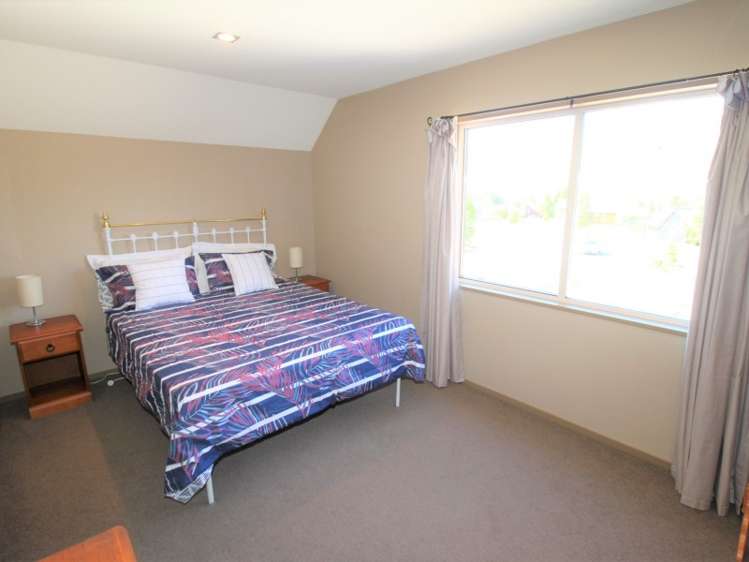 39 Trelissick Loop Castle Hill_10