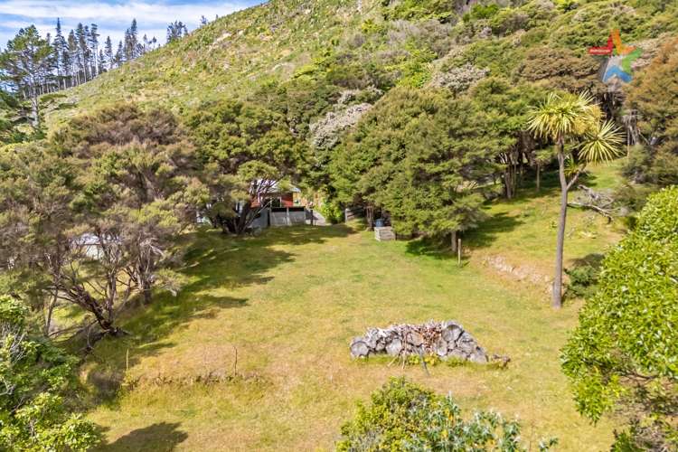 1119 Coast Road Wainuiomata_17