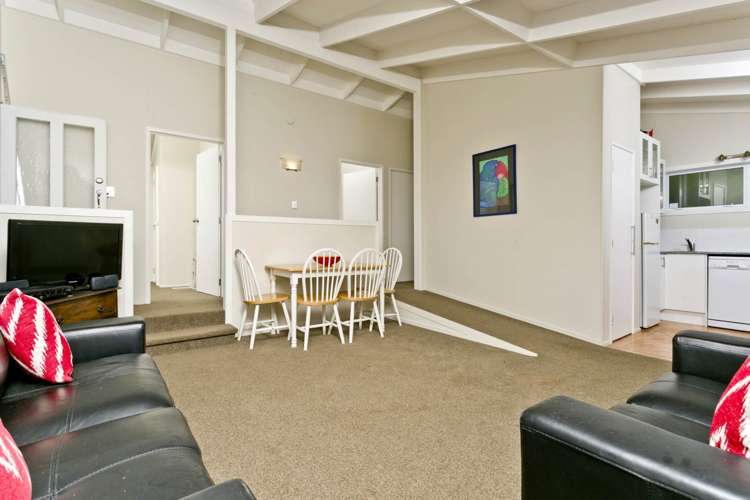 2/250 Onewa Road Birkenhead_5