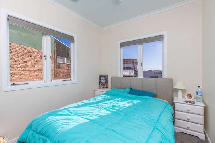 728 Richardson Road Hillsborough_12