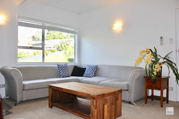 18a Puketitiro Street Glen Eden_1