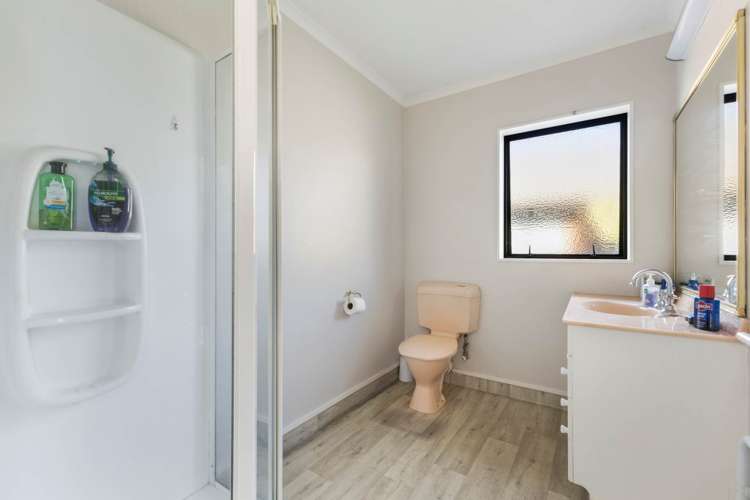 84 Mirrabooka Avenue Botany Downs_18