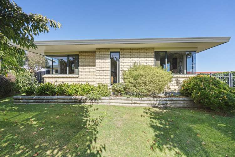 6 Ash Place Whalers Gate_25