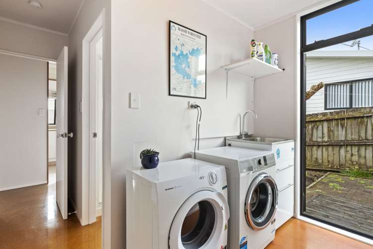 2/161 Stredwick Drive Torbay_12