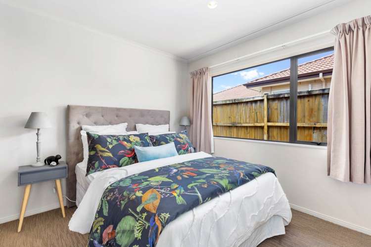 58 Aberdeen Crescent Wattle Downs_17