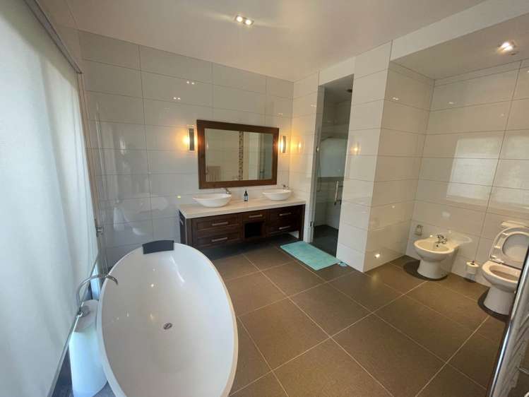 572 Whitford Road Whitford_15