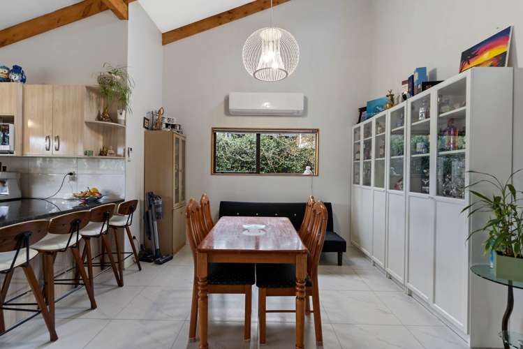 2/63 Raleigh Road Northcote_12