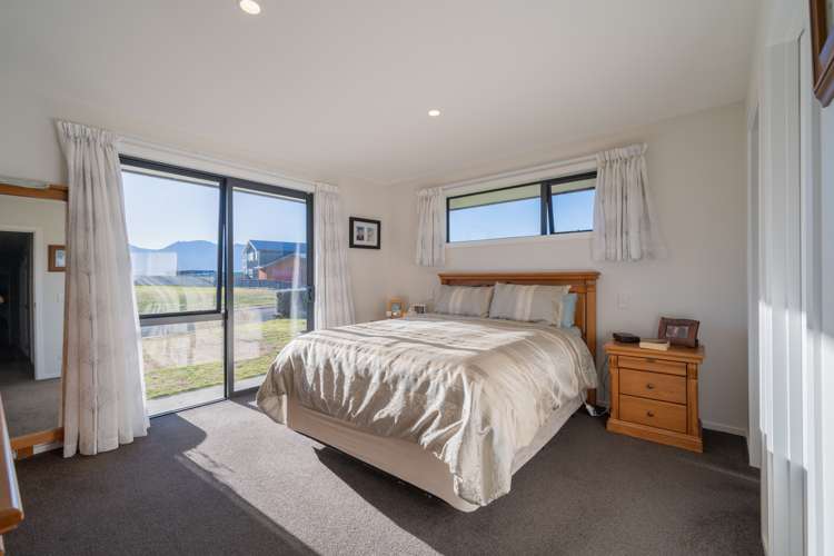 24 Burnby Drive Te Anau_15