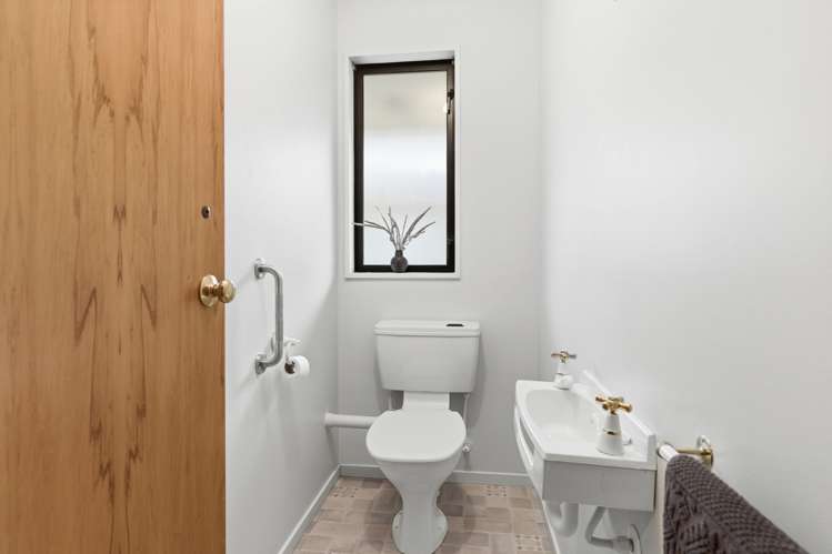 12 Hatfield Place Avonhead_28