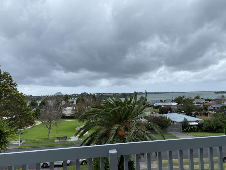 42 James Cook Drive, Welcome Bay_12