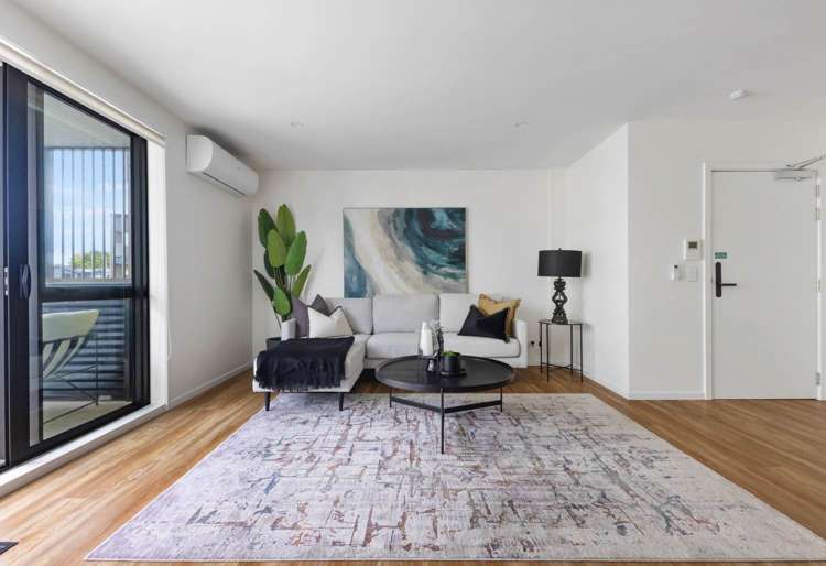 106/5 Newelm Lane Flat Bush_1