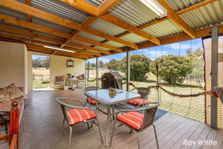 6 Jewnee Street Wantabadgery_11